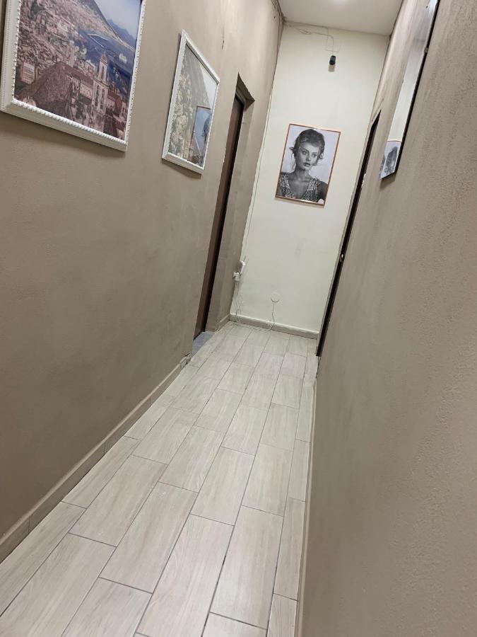 B&B Spaccanapoli A Due Passi Da Via Tribunali Kültér fotó